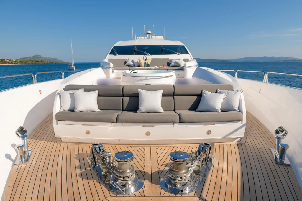 108ft Sunseeker Predator yacht charter Coconut Grove – foredeck lounge