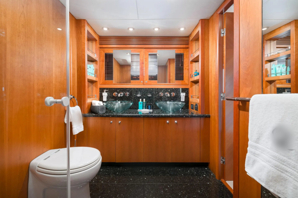 108ft Sunseeker Predator yacht charter Coconut Grove – bathroom with double vanity