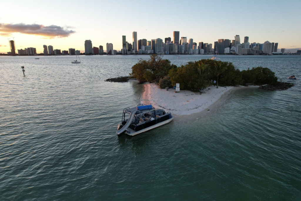 30ft pontoon boat charter Coconut Grove – with the Miami skyline
