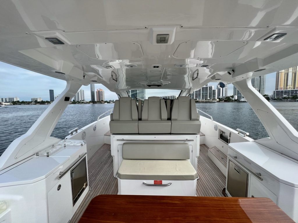 42ft Azimut Verve yacht charter Coconut Grove – cockpit with hardtop