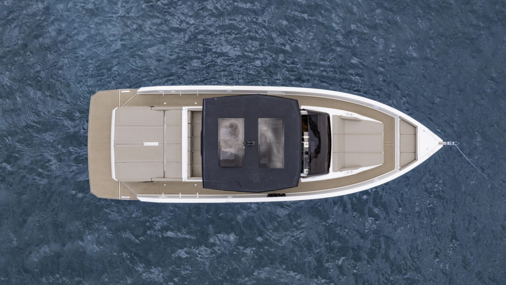 42ft De Antonio D42 yacht charter Coconut Grove – top-down aerial view