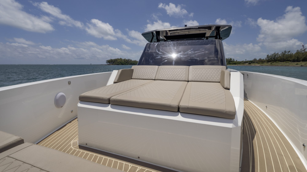 42ft De Antonio D42 yacht charter Coconut Grove – aft sundeck