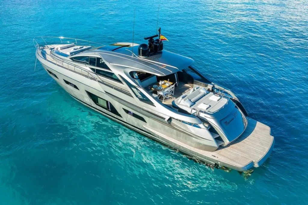 70ft Pershing yacht charter Miami – exterior – aerial at anchor