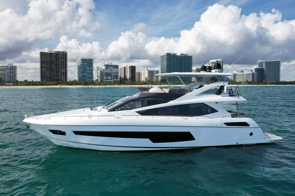 75ft Sunseeker yacht charter Marina Palms – exterior