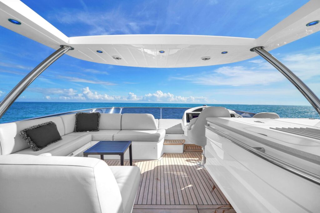 75ft Sunseeker yacht charter Marina Palms – flybridge