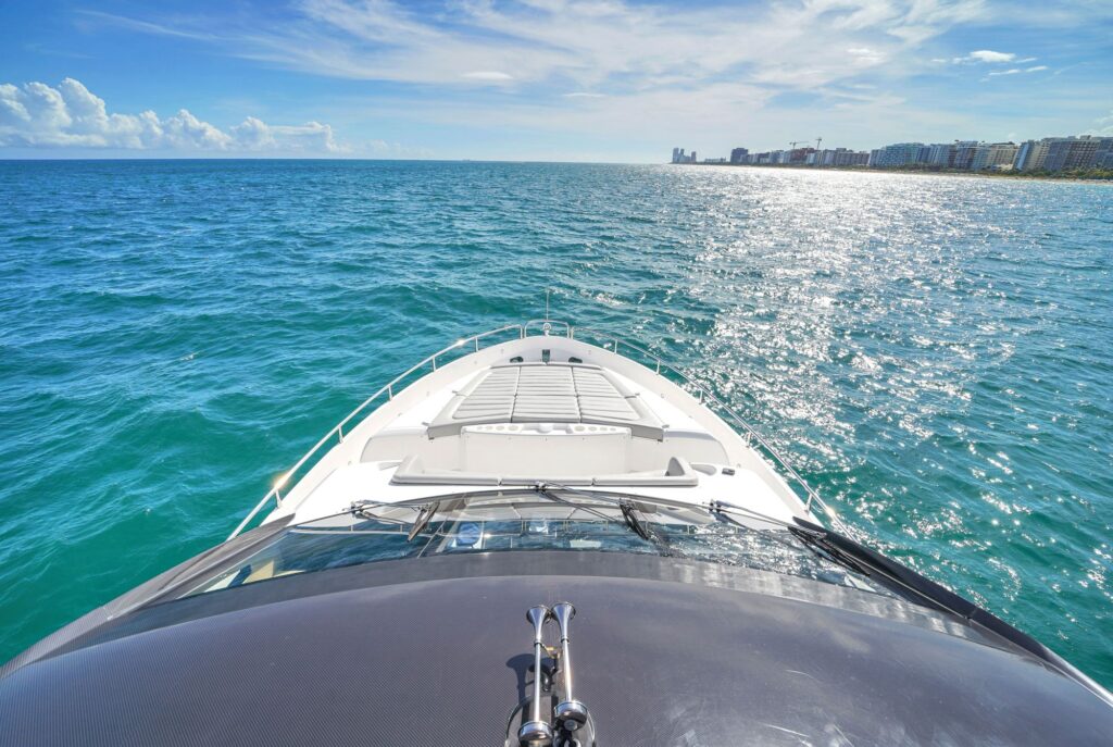 75ft Sunseeker yacht charter Marina Palms – bow