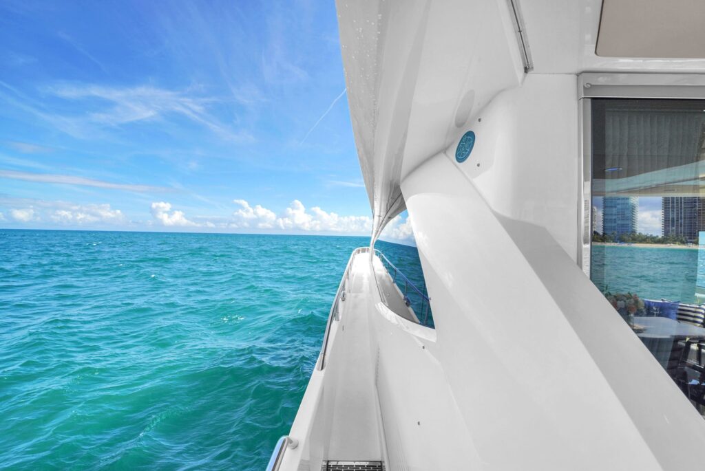 75ft Sunseeker yacht charter Marina Palms – side deck