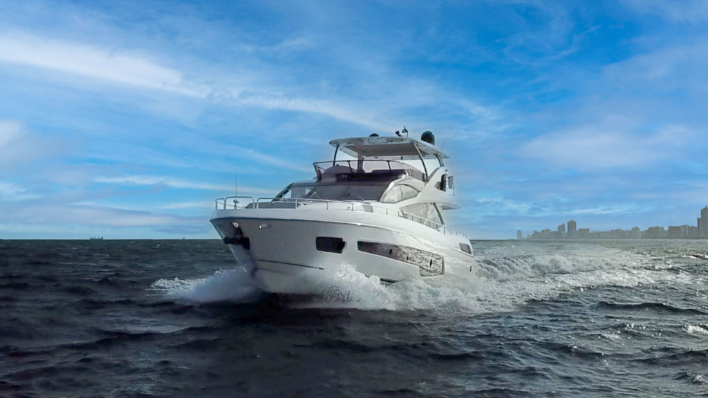 75ft Sunseeker yacht charter Marina Palms – exterior