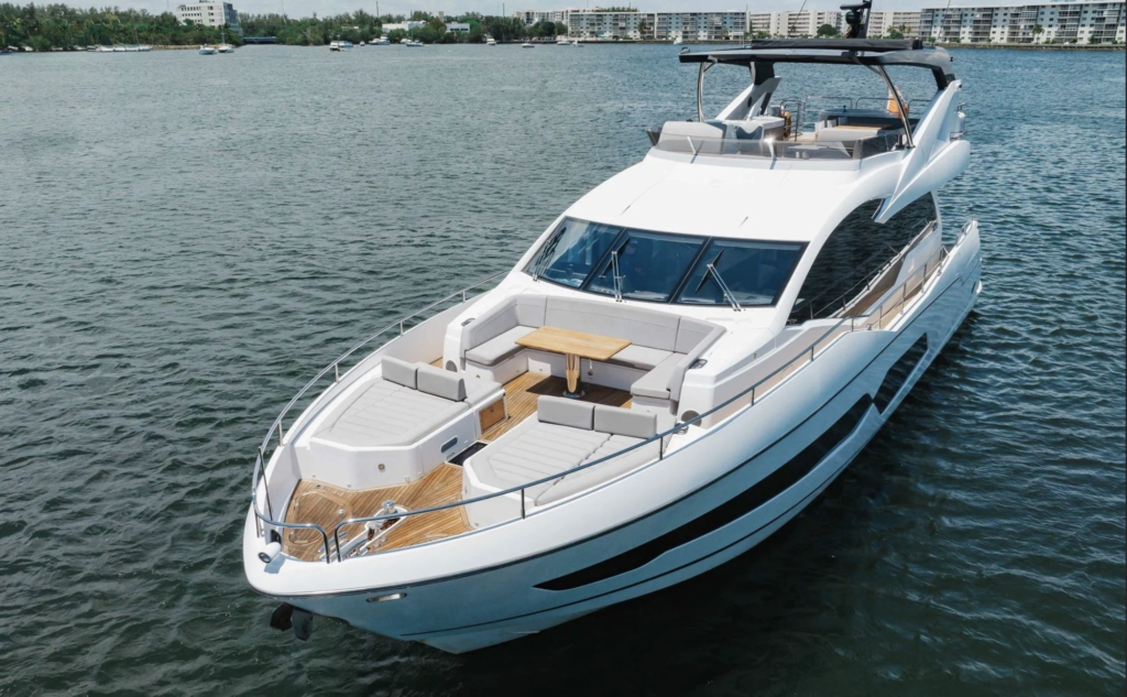 76ft Sunseeker yacht charter Miami – bow-on aerial