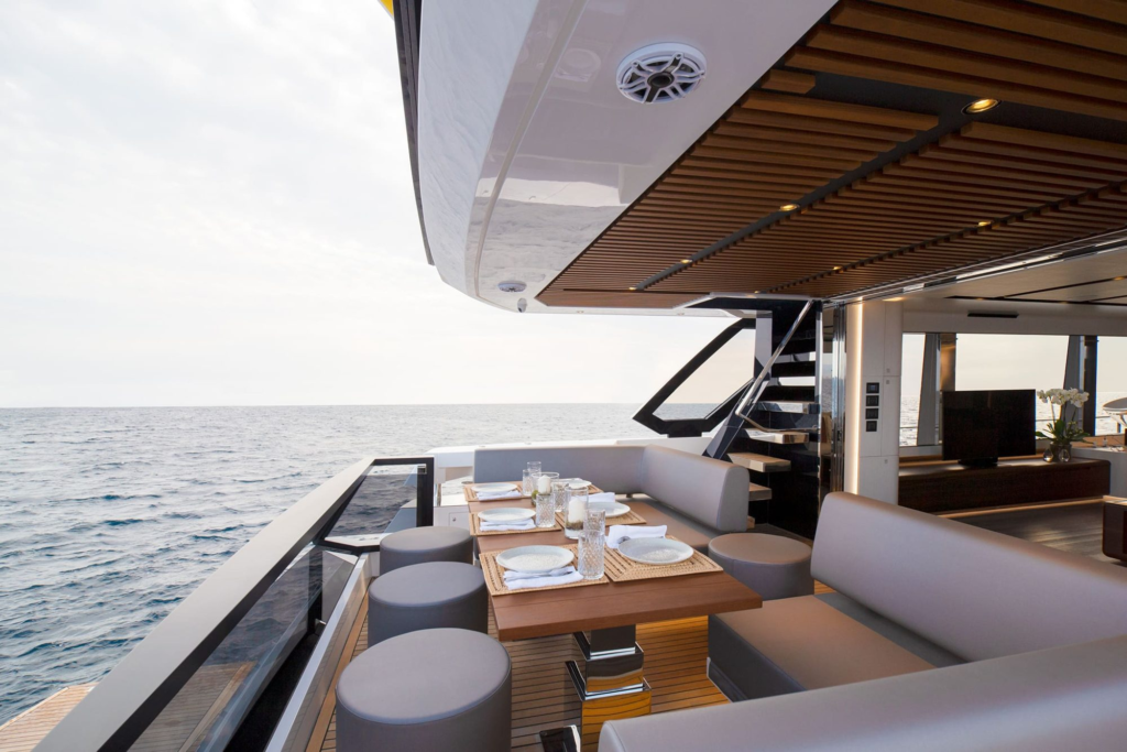 85ft Astondoa yacht charter Coconut Grove – flybridge dining and bar
